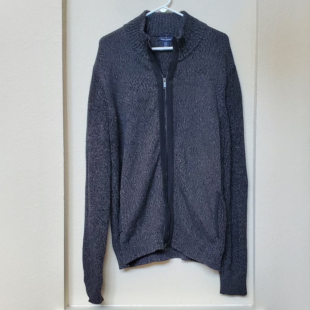 Daniel Hechter Men's Zip Up Cardigan. Size XL